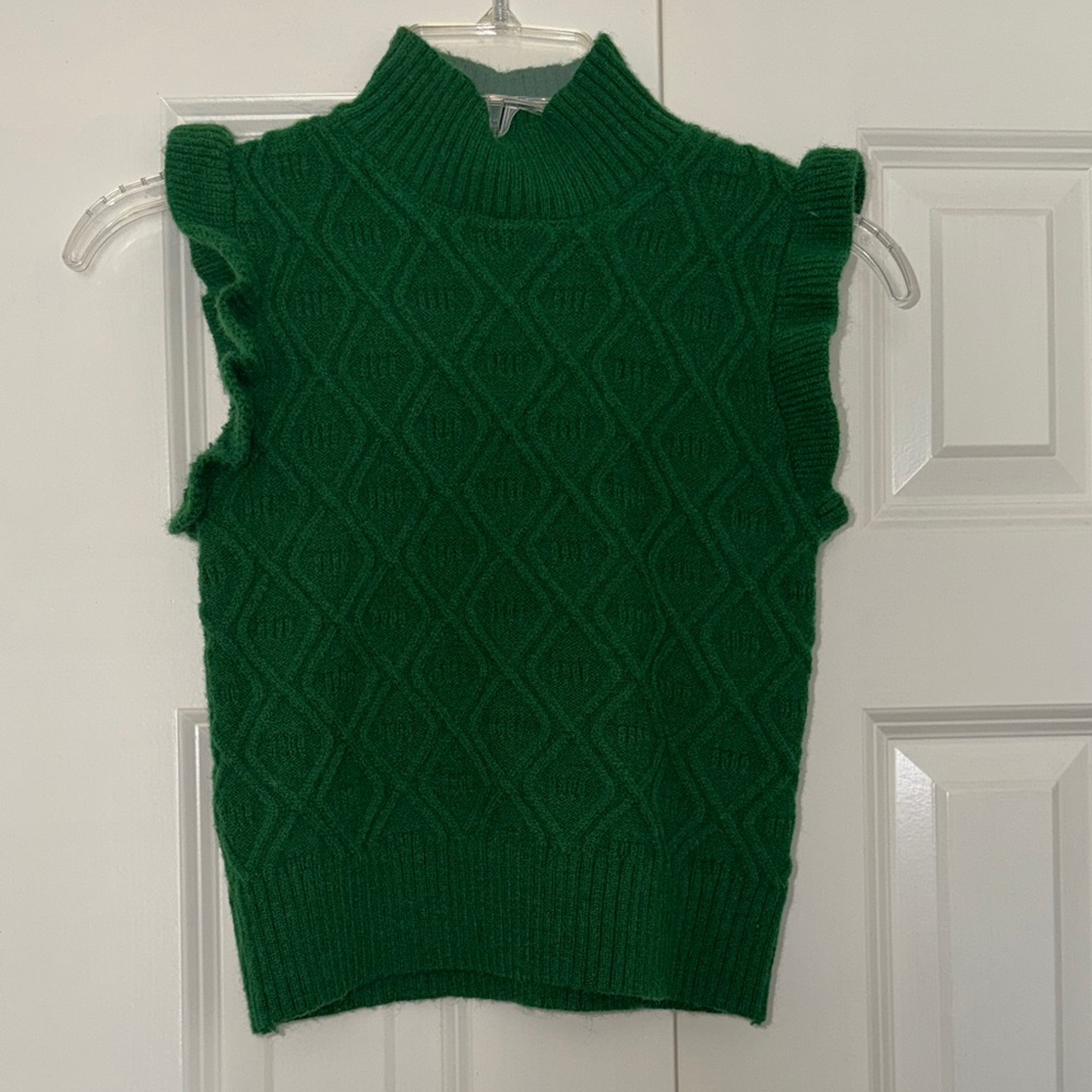Boutique Green Sleeveless Turtleneck Sweater